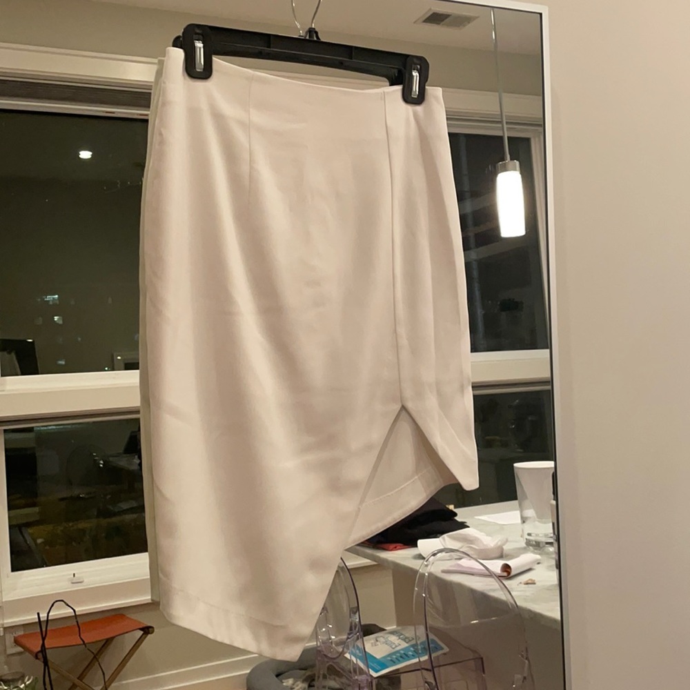 Asymmetrical white skirt